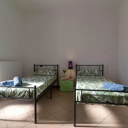 아파트 Il Villaggio Family Lc